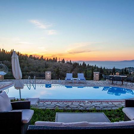Key Villas Tsoukaládhes Buitenkant foto