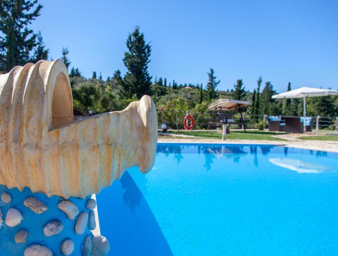 Key Villas Tsoukaládhes Buitenkant foto