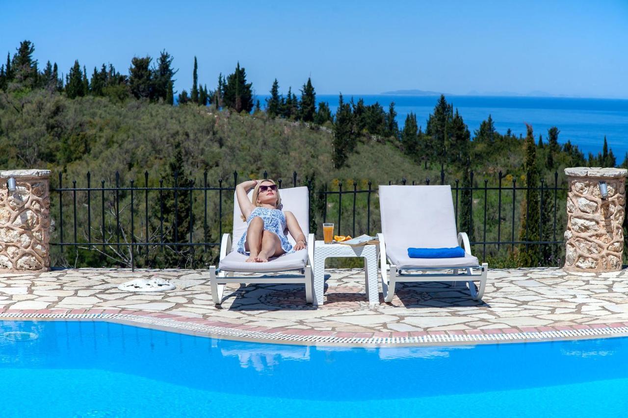 Key Villas Tsoukaládhes Buitenkant foto
