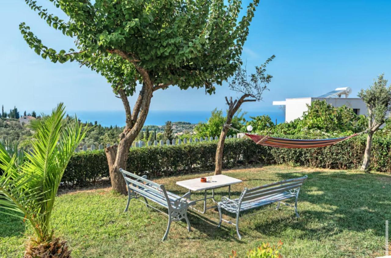 Key Villas Tsoukaládhes Buitenkant foto